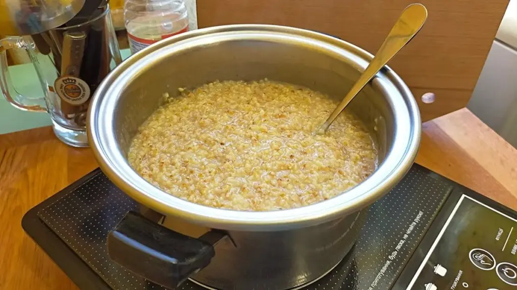 Proč vaše jáhly nedopadly nadýchaně? Klíčové je jedno předvaření