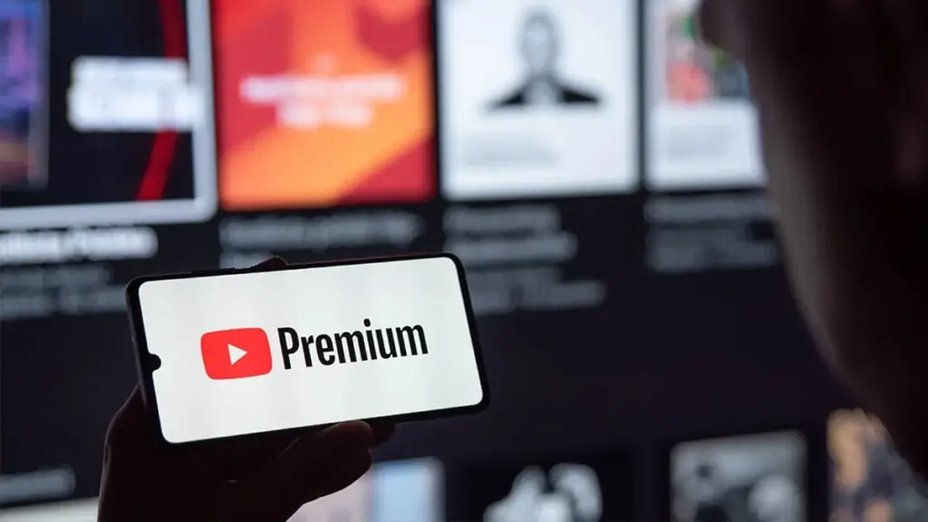 Slova v YouTube Music mizí: Jak sledovat texty skladeb bez Premium