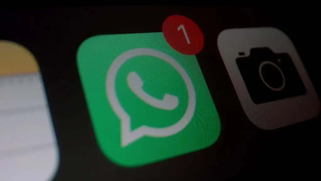 WhatsApp kanály mají nový ukazatel: malý počet u příspěvků měří skutečný dosah