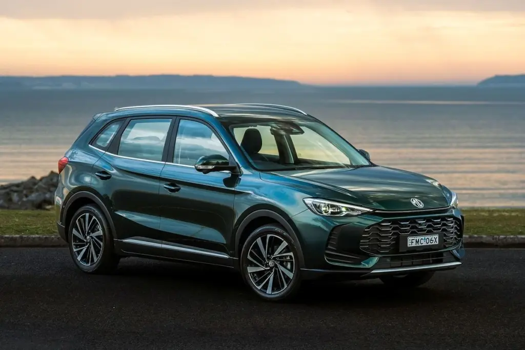 Čínští giganti drtí trh s auty: Toyota stále vede, ale BYD šokuje