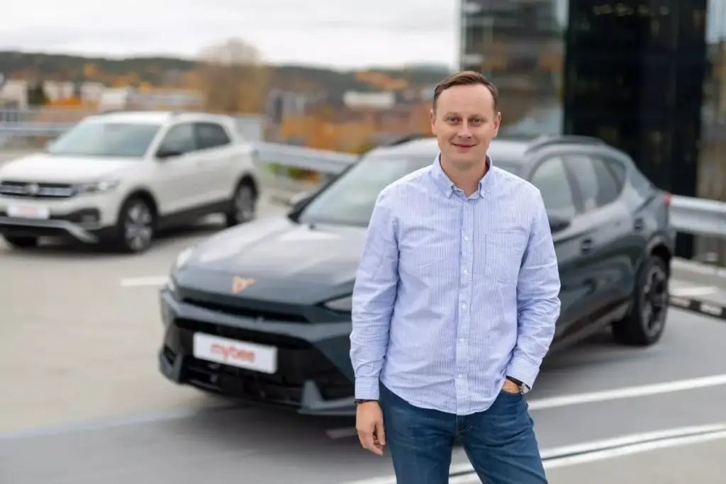 Konec vlastnictví aut? V Pobaltí frčí předplatné: Proč v roce 2025 měníme pohled na mobilitu