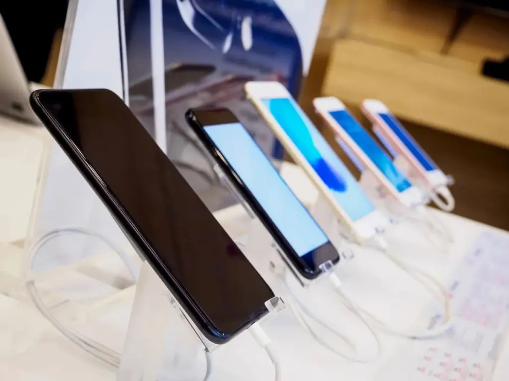 Použitý vlajkový model nebo nový střední třída: Kde opravdu stojí za to investovat?