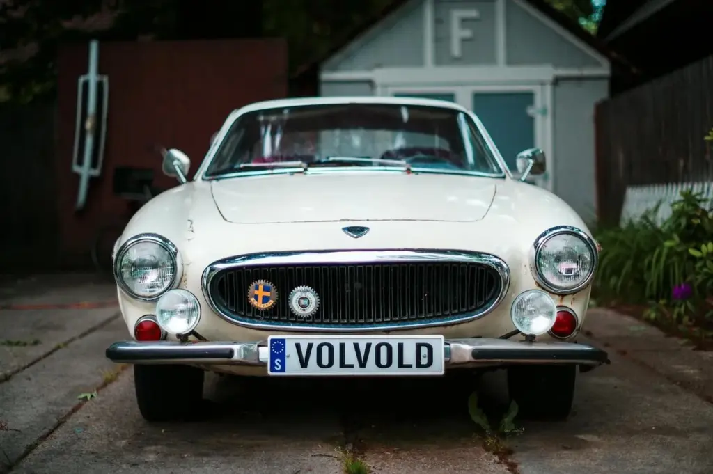 Proč Volvo EX30 opouští USA? Důvody, čísla a co dělat, když ho máte