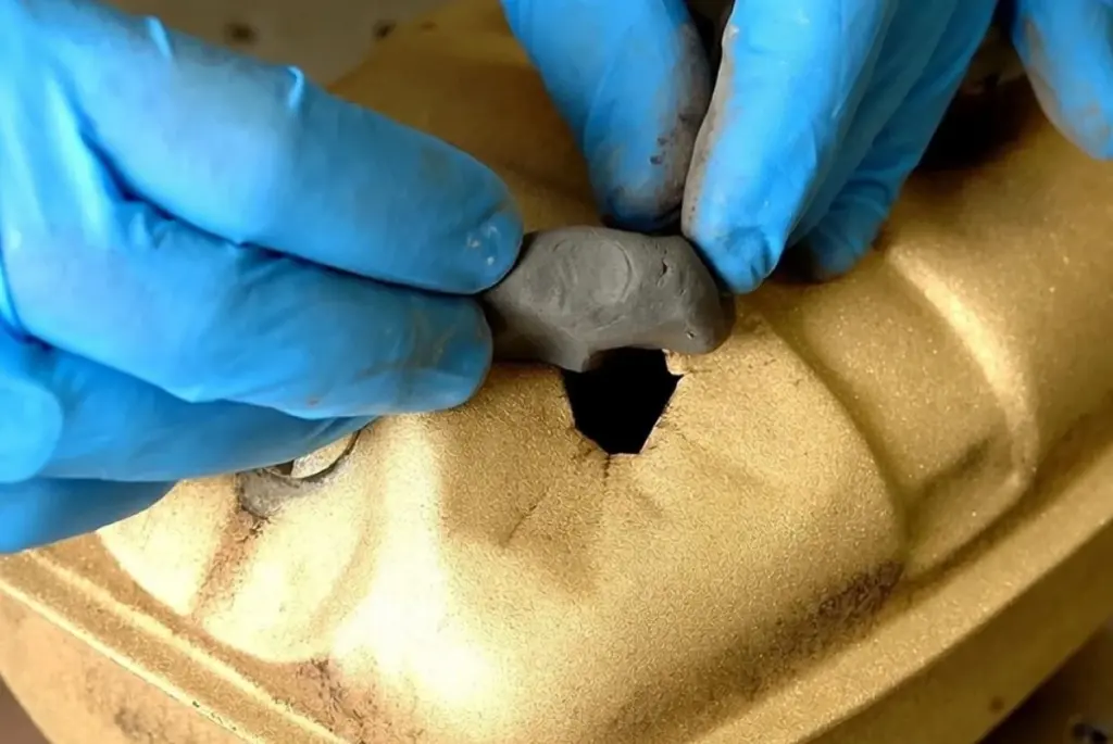 Zvládne studená svářečka plasticitu? Upřímný test pro skeptiky